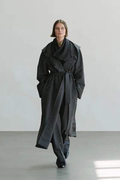 Look 14